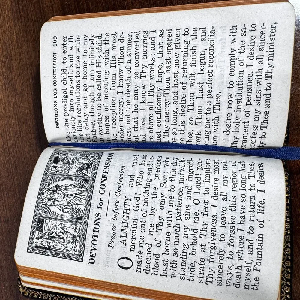 Manual of Catholic Devotions 1952 Pocket Size Rev JM Lelen, PhD